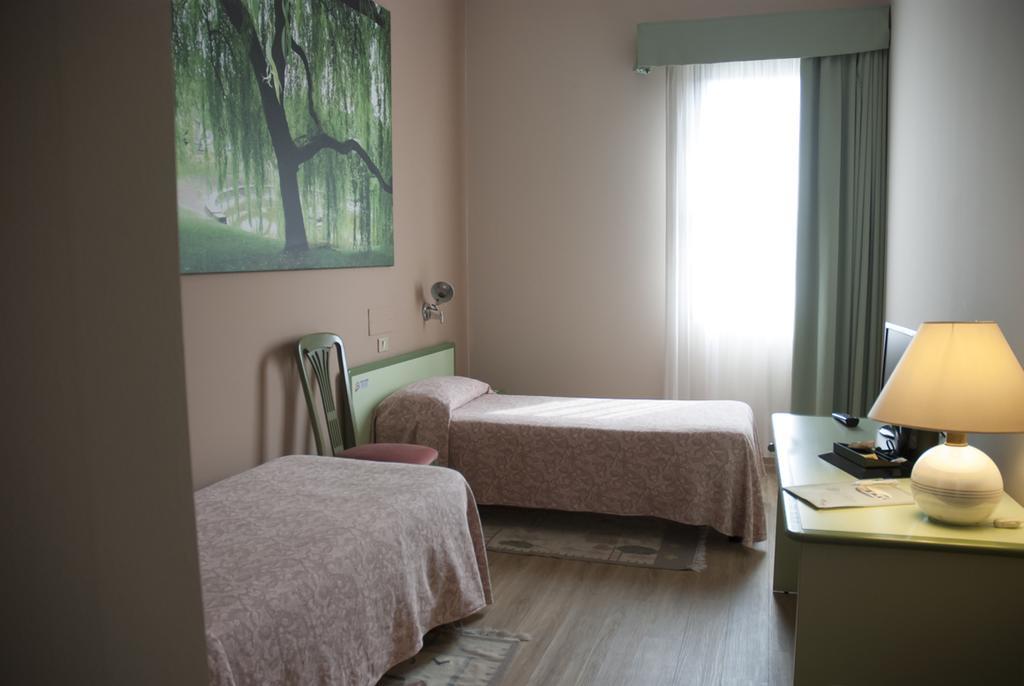 Hotel Valbrenta Limena Ngoại thất bức ảnh